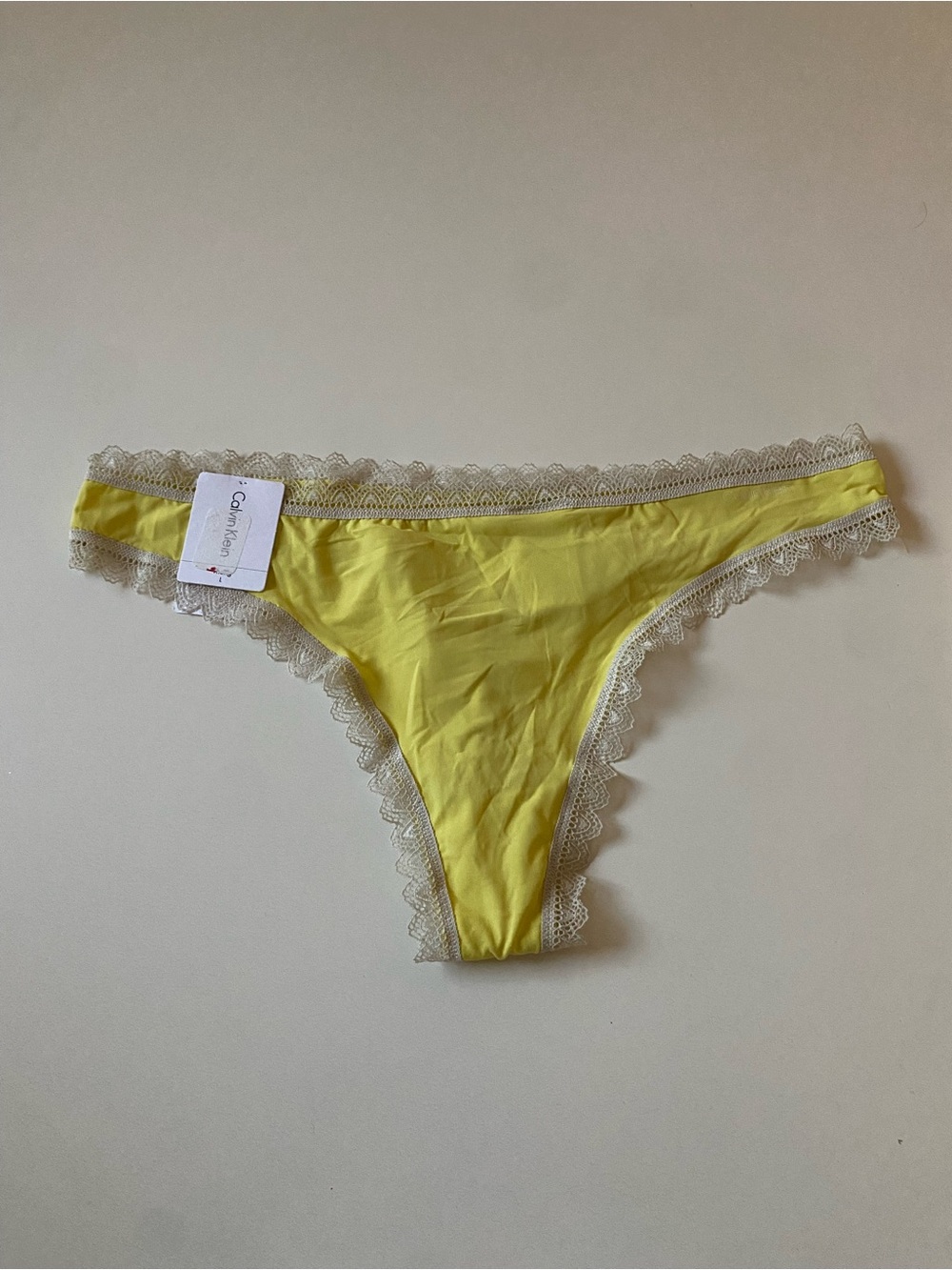 Calvin Klein Yellow Lace-Trim Thong NWT size Large